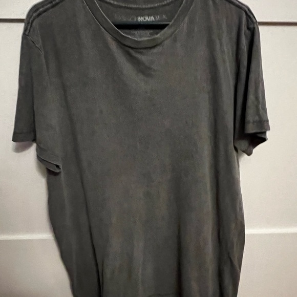 Selling various t-shirts in various sizes - Picture 11 of 12